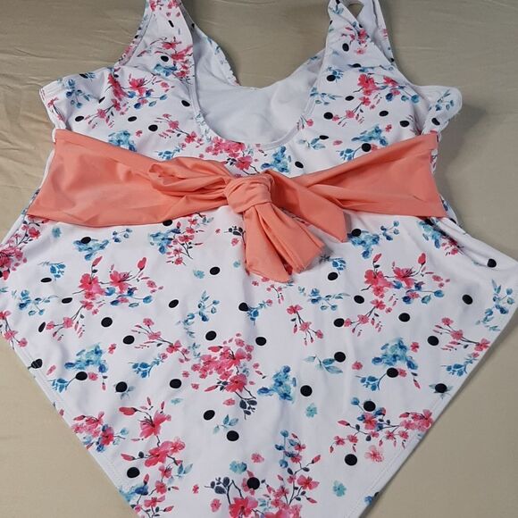 NWOT Shein White Floral One Piece with Tie Back - Picture 5 of 9